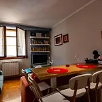 Mosse Teatro Apartment By Mamo Florence
